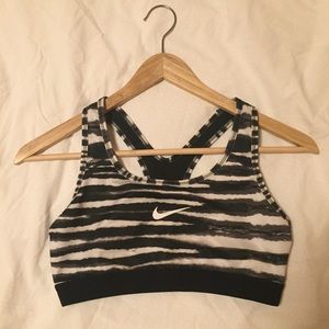 B + W printed Nike sports bra